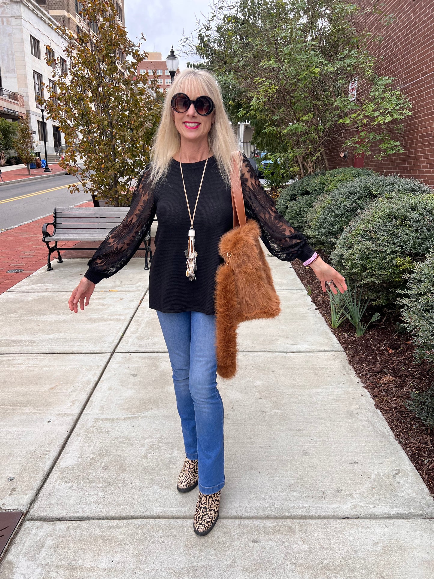 Long Sleeve Top w/Lace Sleeves