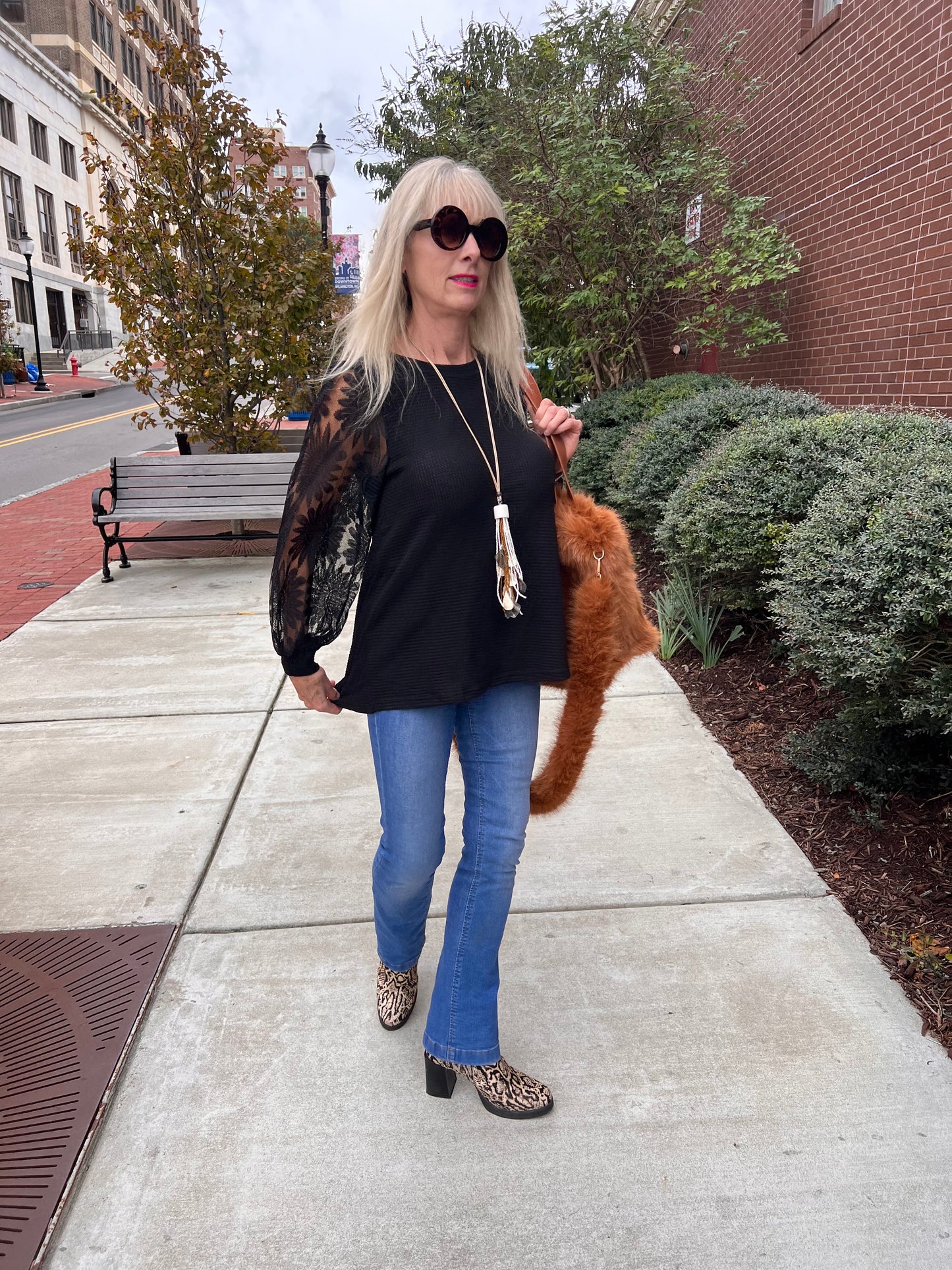 Long Sleeve Top w/Lace Sleeves