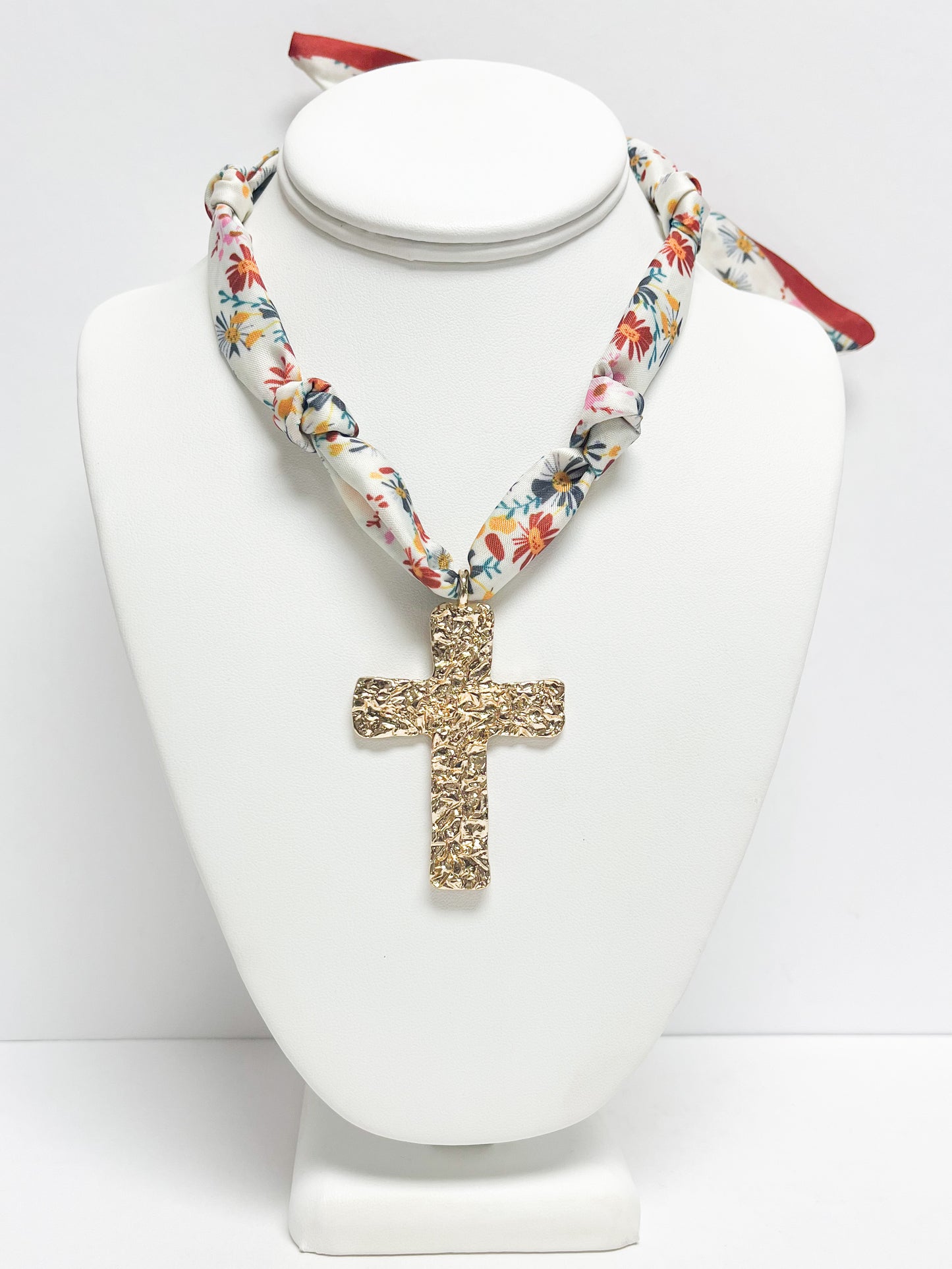 Metal Cross Fabric Charm Necklace