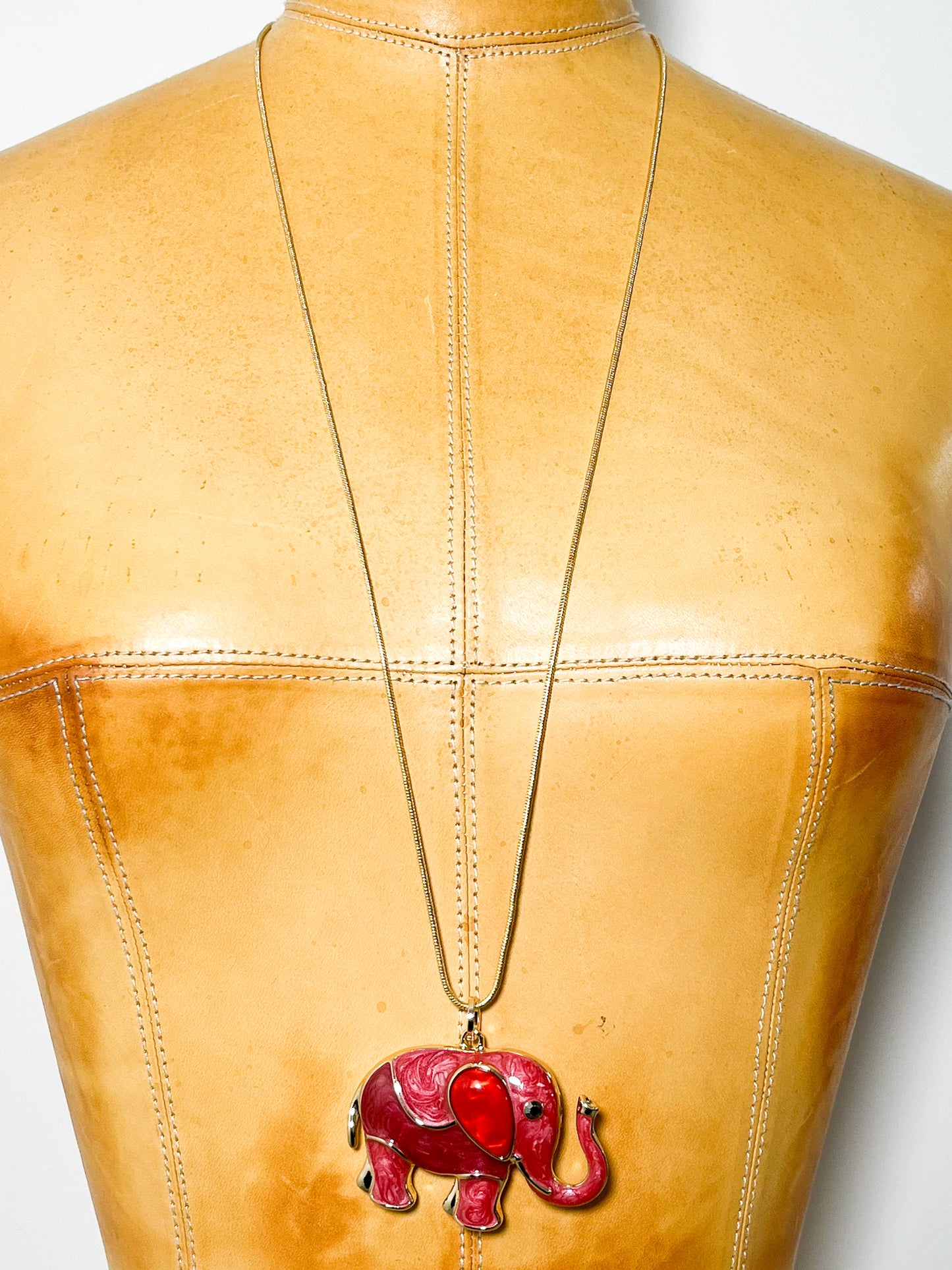 Ornamental Pendant long necklace