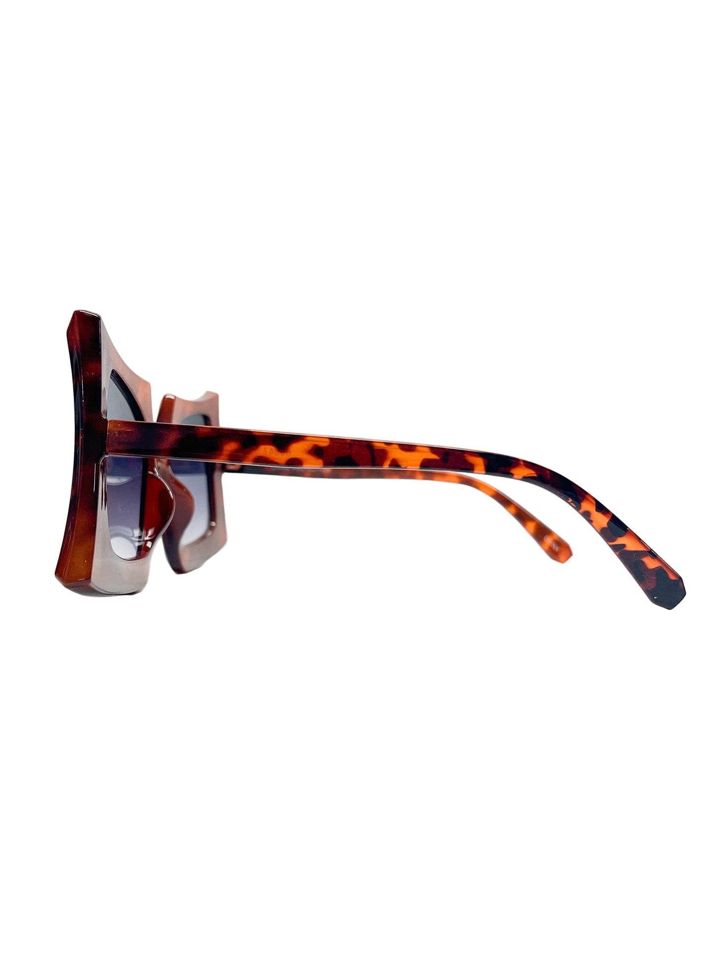 Pointed square printed sunglasses