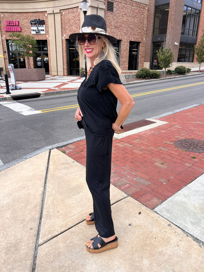 2-Piece Black Set