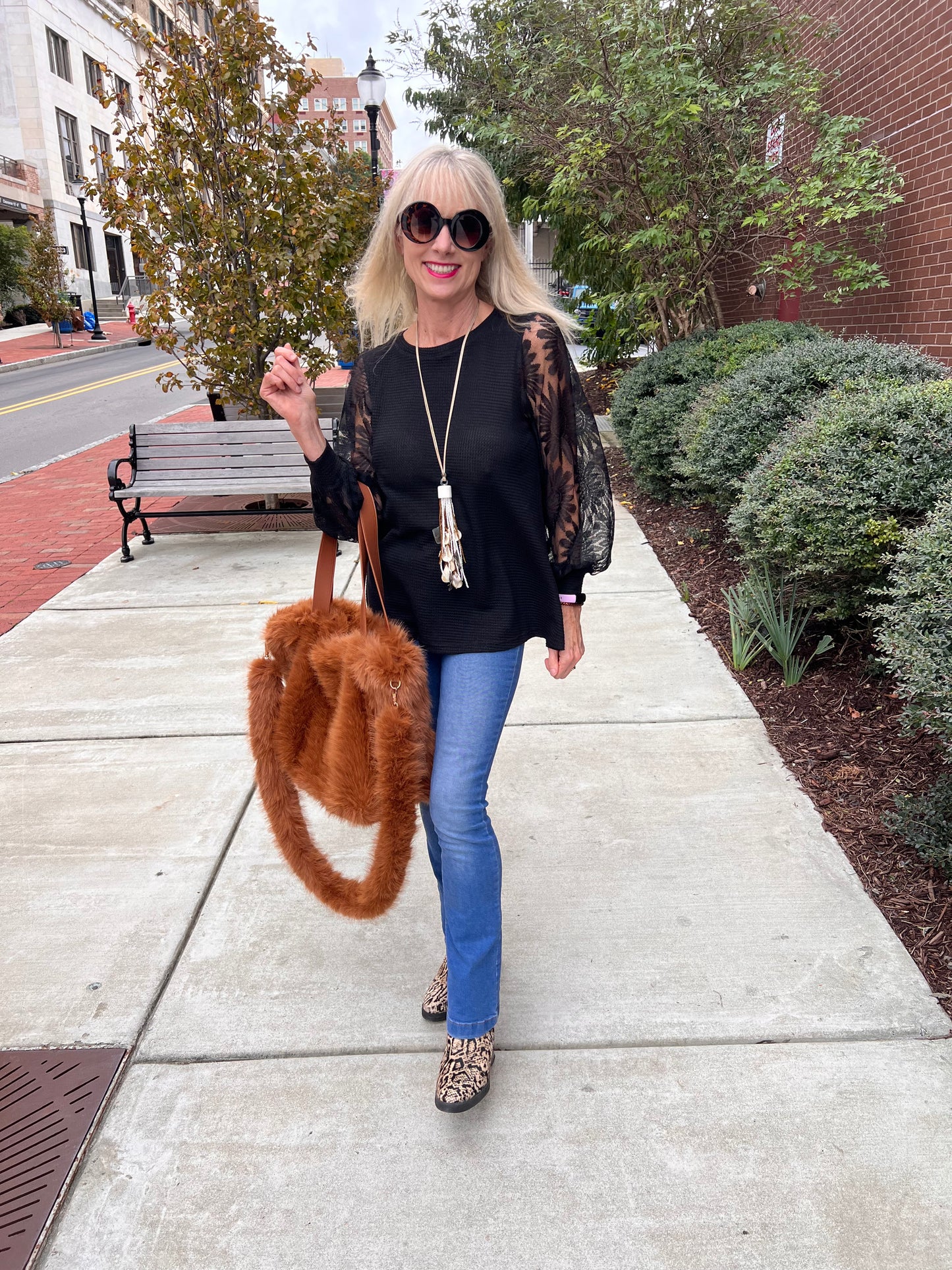 Long Sleeve Top w/Lace Sleeves