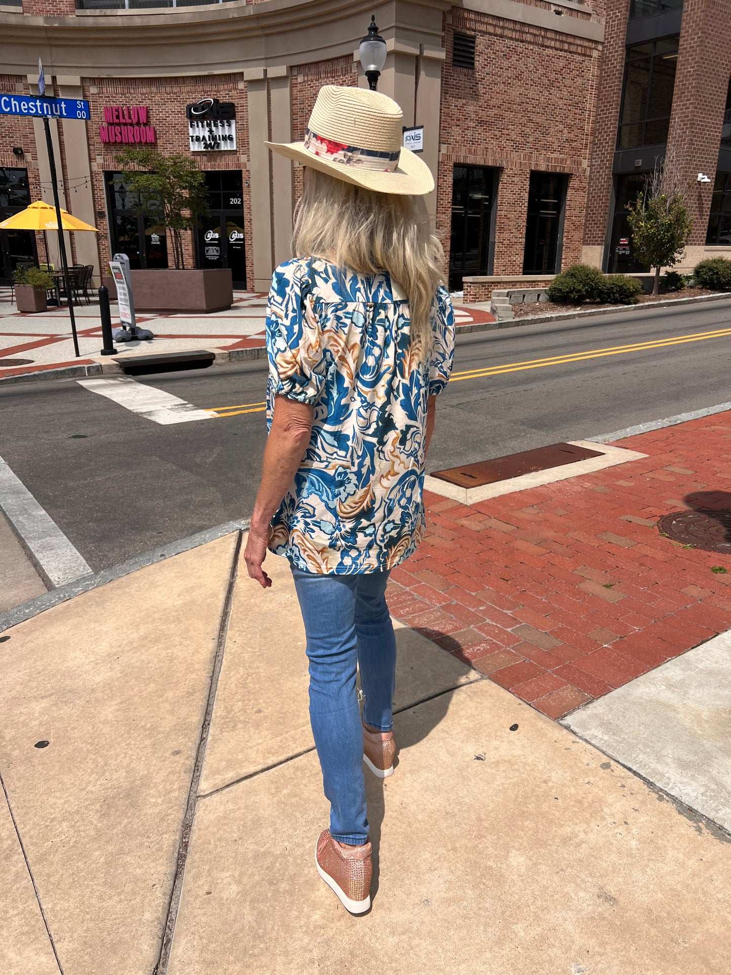 Blue floral top