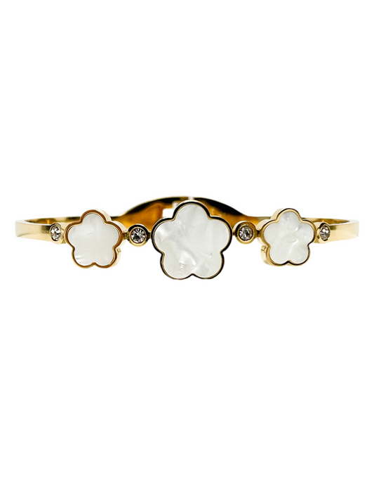 White quatrefoil bracelet