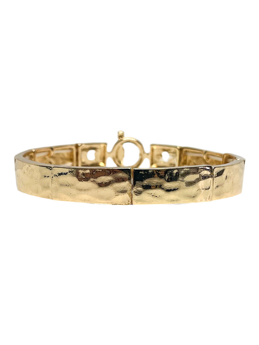 Gold hammered metal stretch bracelet