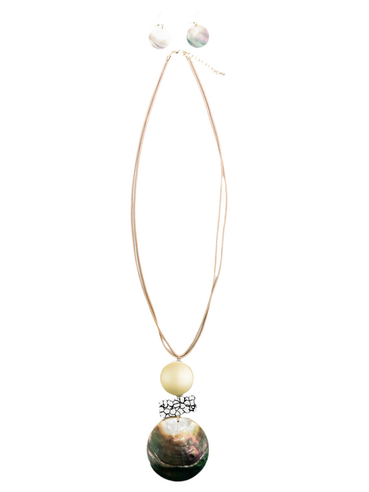 Beach shell necklace set