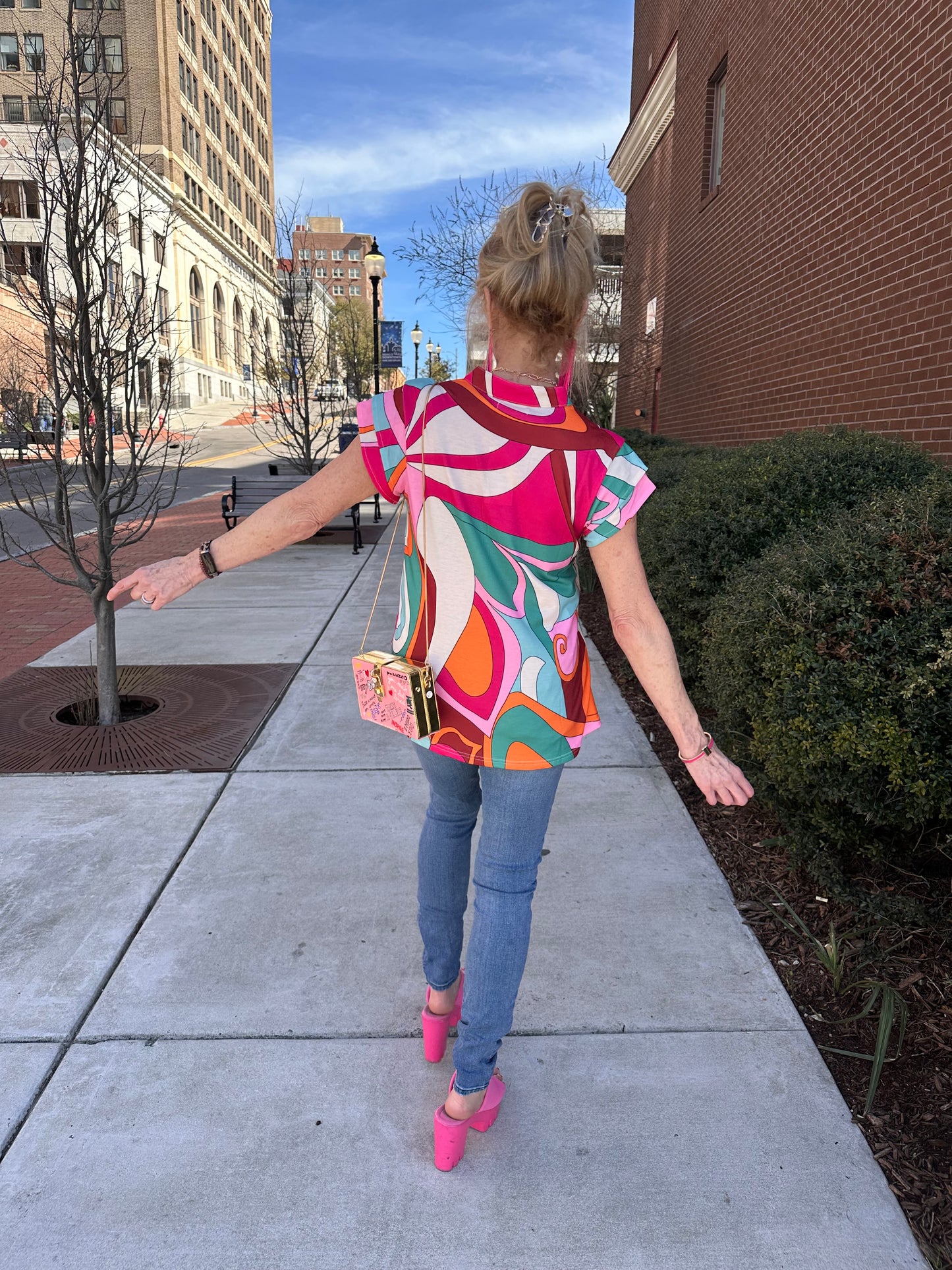 Abstract colored top