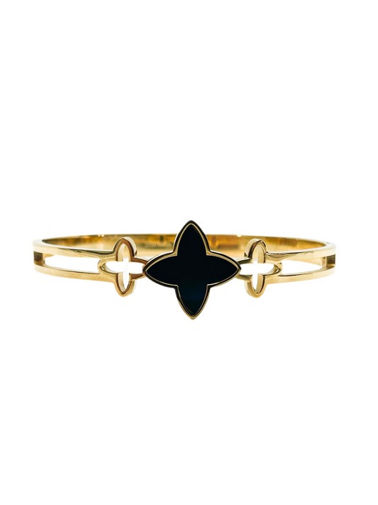 Star quatrefoil bracelet