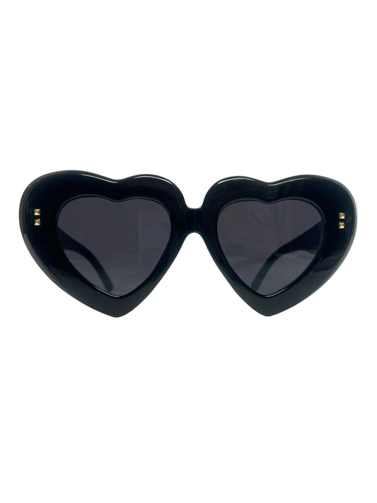 Black heart shaped sunglasses