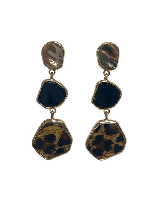 Geometric printed dangle earrings