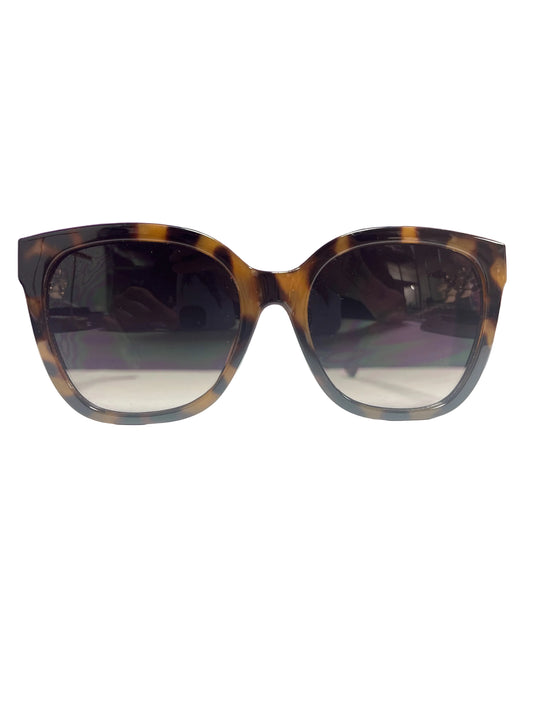 Printed quatrefoil stem sunglasses