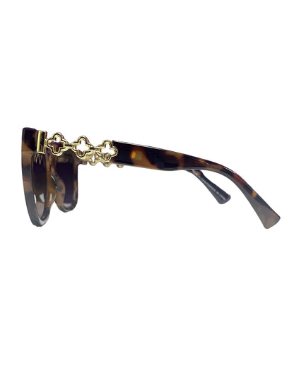 Printed quatrefoil stem sunglasses