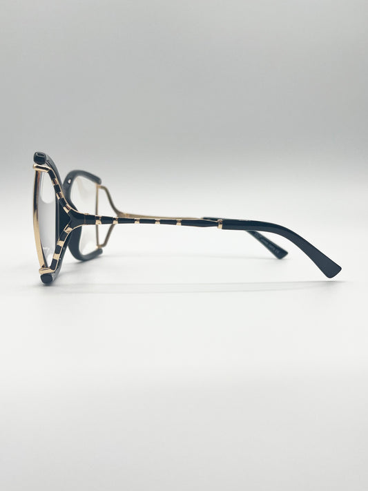 Clear glasses