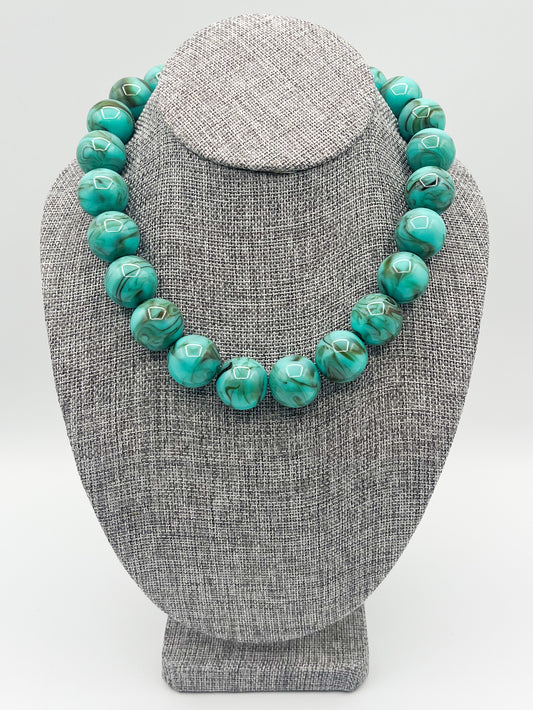 Beaded turquoise necklace