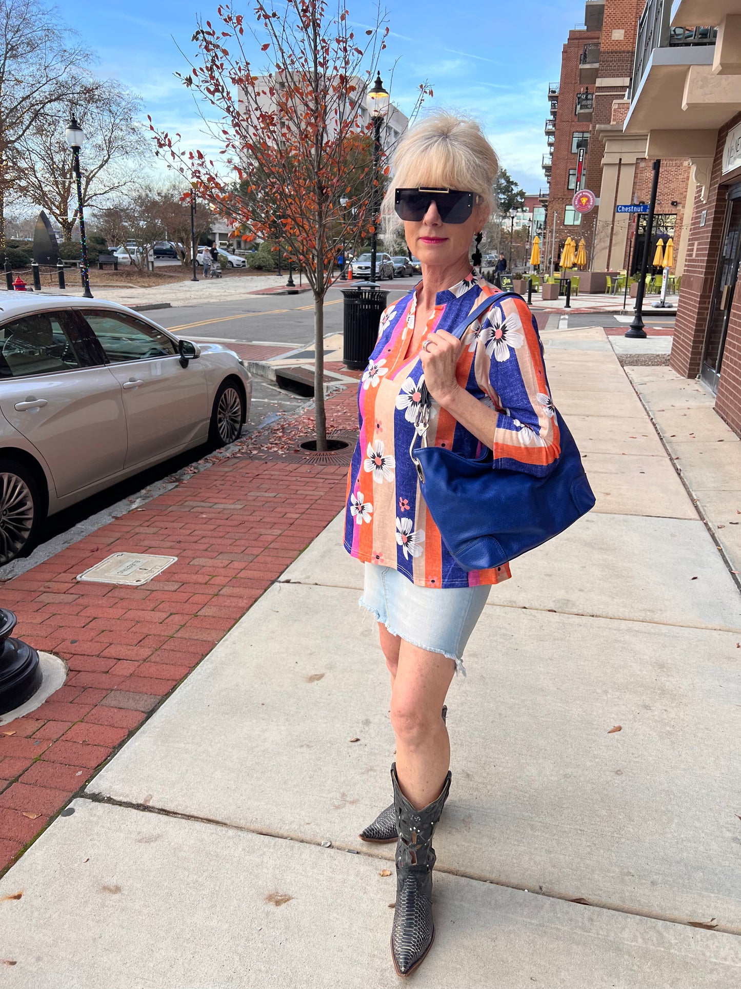 Striped long sleeve floral top