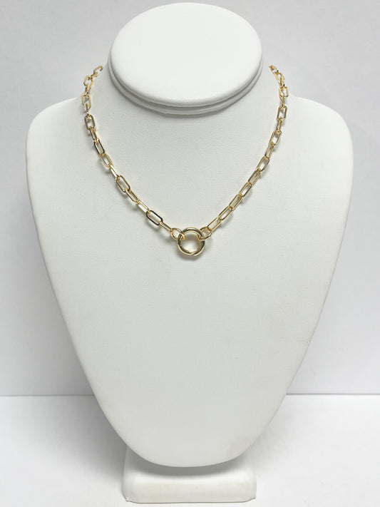 Gold circle pendant necklace