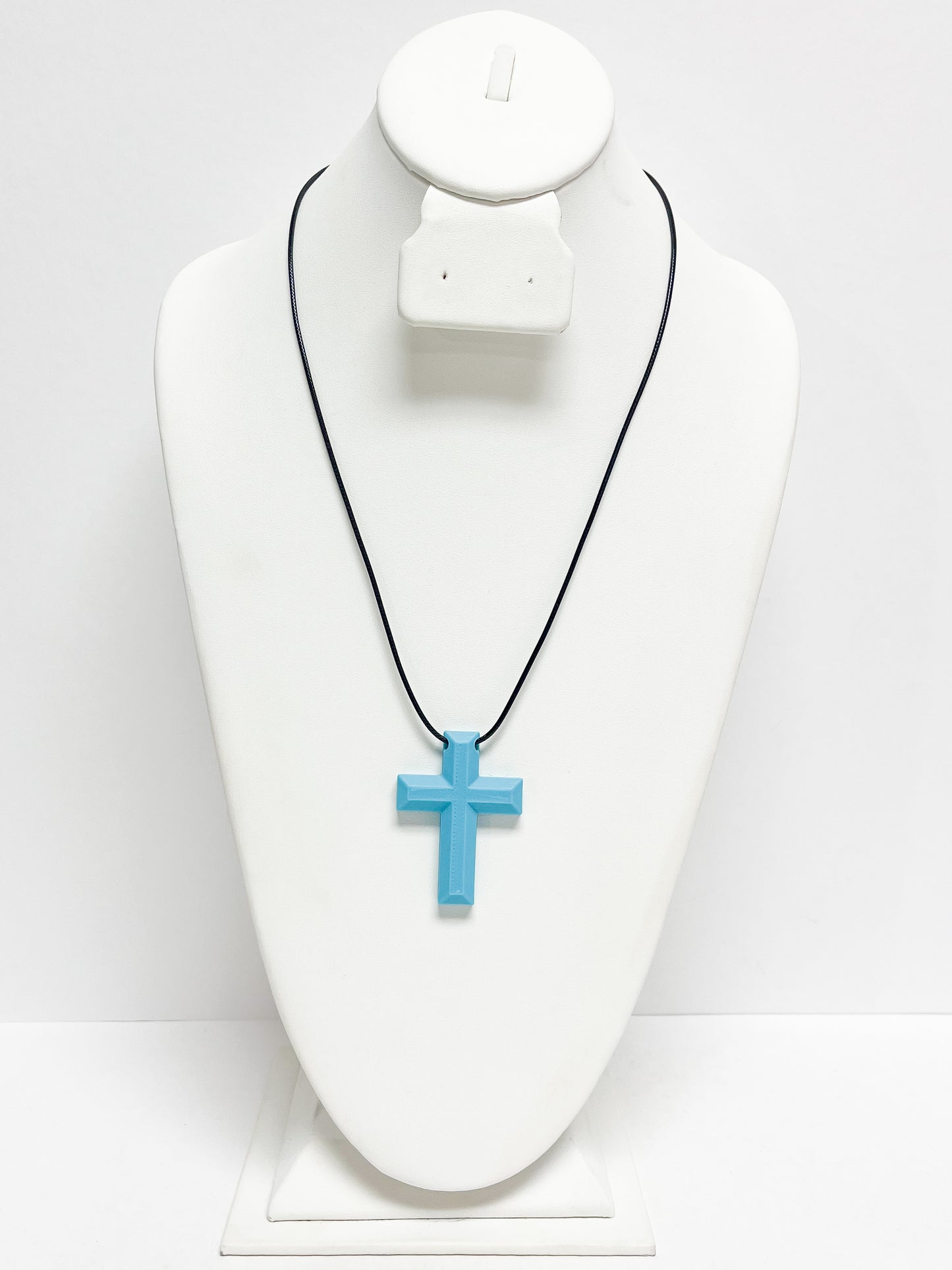 22"L Cross Pendant Necklace